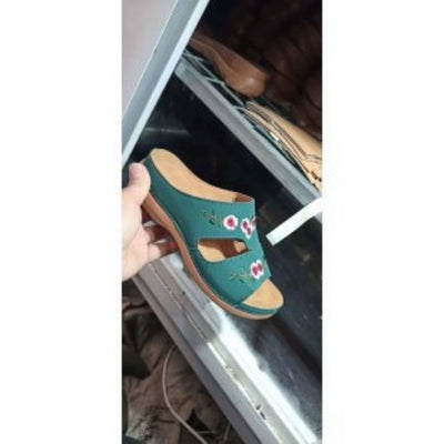 Sandalias Cuña Talla Grande para Mujer - Diseño Floral Abierto con Correa T - Image 12