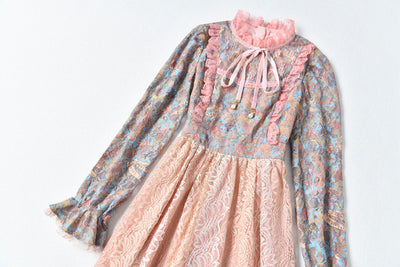 Vestido Maxi con Cuello Alto, Encaje Loto y Estampado Patchwork - Image 10