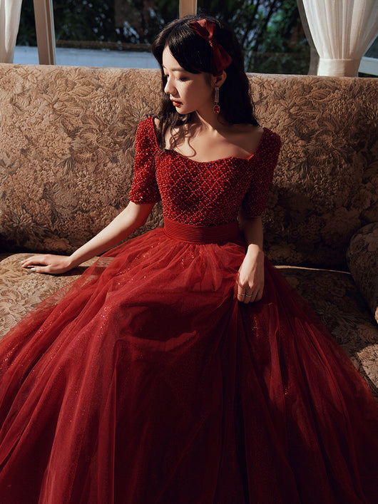 Vestido de Novia Rojo Vino Elegante Slim Fit con Espalda Descubierta - Image 4