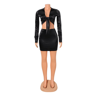 Conjunto Ejecutivo Ajustado: Blusa Manga Larga y Falda Corta Dos Piezas - Image 4