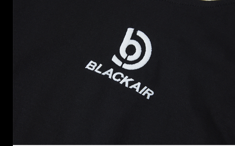 Playera Unisex Diseño Minimalista con Costuras Blanco y Negro - Image 13