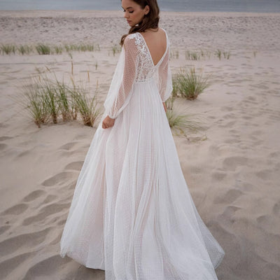 Vestido de Novia Mesh Elegante con Corte Dividido - Diseño Moderno y Sofisticado - Image 2