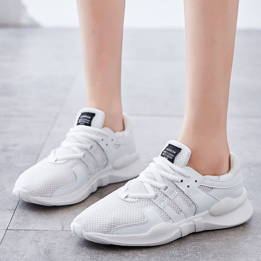 Zapatillas Deportivas Huecas Transpirables Estilo Europeo