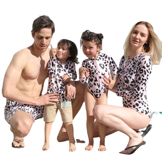 Ropa Estampada a Juego para Familia - Padre, Madre e Hijo - Image 2