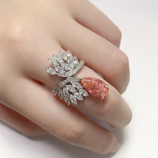 Anillo de Plata y Oro con Diamante Talla Brillante de 4 Quilates - Image 5