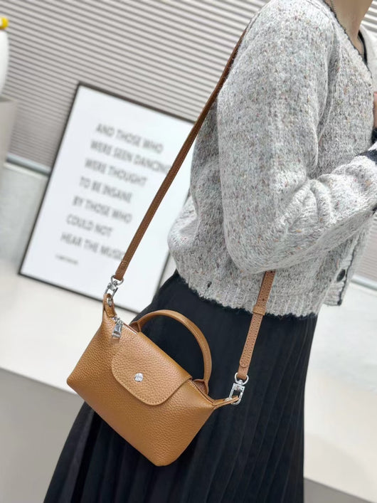 Bolsa Crossbody para Teléfono en Cuero Genuino - Image 16