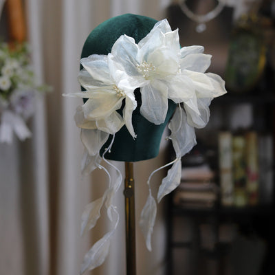 Ornamento Floral Artesanal de Pétalos Eternos para Cabello