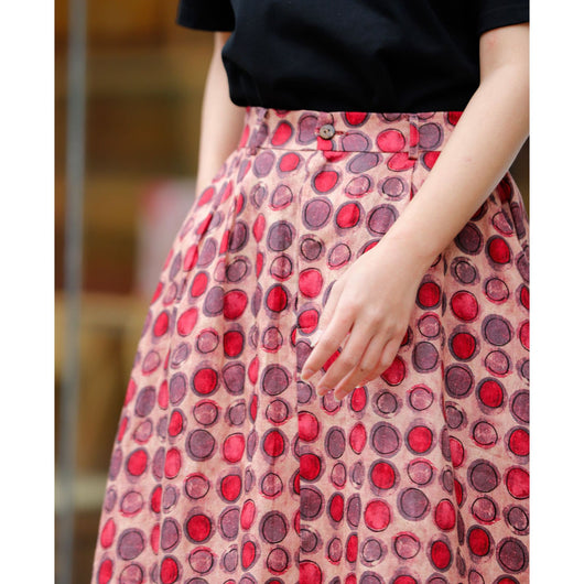 Falda de Lino y Algodón con Lunares - Estilo Literario y Casual - Image 4