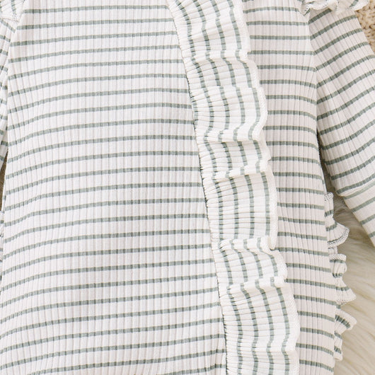 Traje Infantil a Rayas con Volantes y Manga Larga - Image 13
