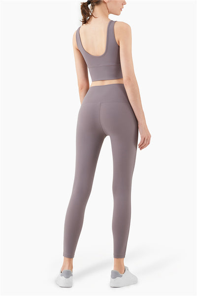 Pantalones Deportivos Cintura Alta Ajustados en Nude - Image 12