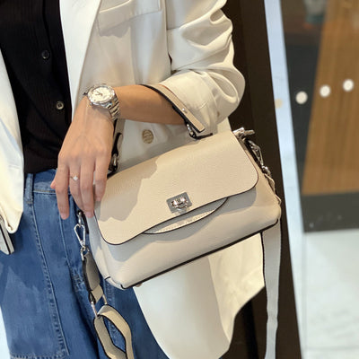 Bolso Bandolera de Cuero Suave para Mujer - Capacidad Extra Grande - Image 6