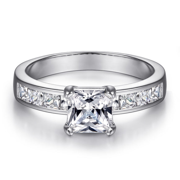 Anillo de Plata Esterlina para Mujer con Circonita Simulada