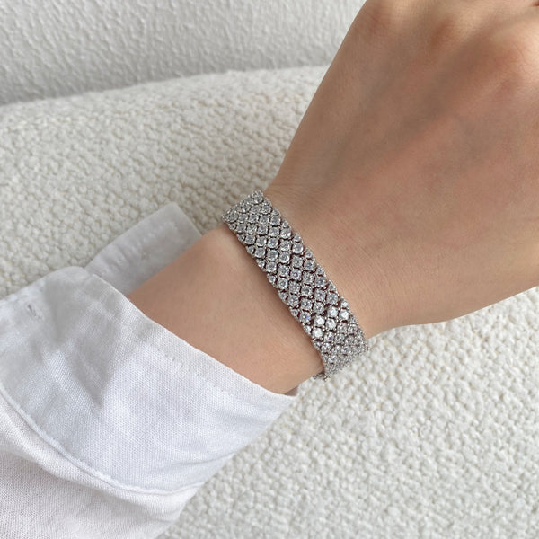 Pulsera de Plata Esterlina S925 con Circones Engarzados para Mujer