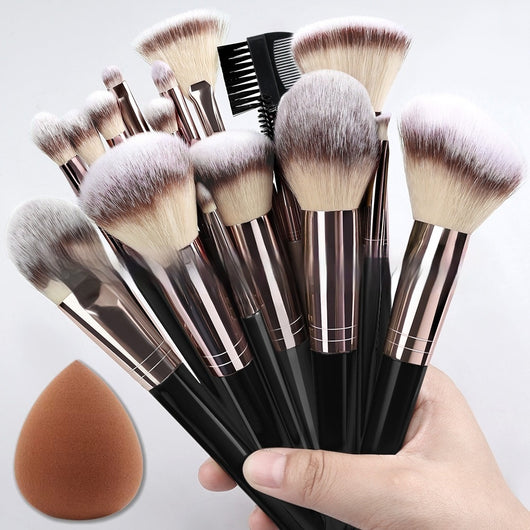 Set Profesional de Brochas de Maquillaje - Base, Sombras e Iluminador