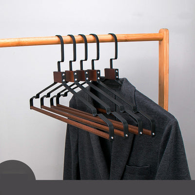 Perchero de Lujo Minimalista con Hombros Anchos en Hierro y Madera - Image 16