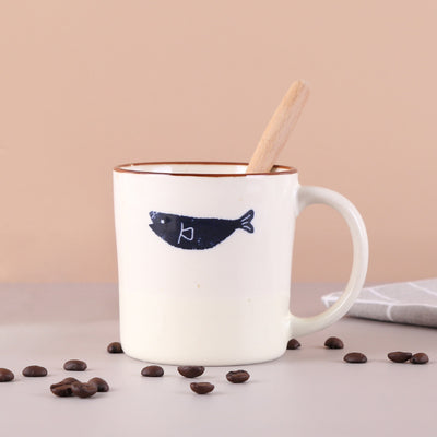 Taza de Café Artesanal de Cerámica con Patrón de Pez Yuzu