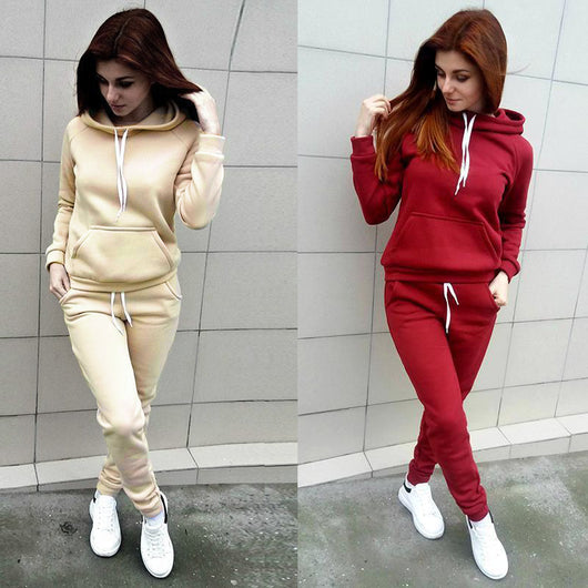 Conjunto Deportivo Mujer con Capucha y Manga Larga en Fleece - Image 9