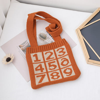 Bolsa Tejida con Diseño Cóncavo y Corte Diagonal - Image 5