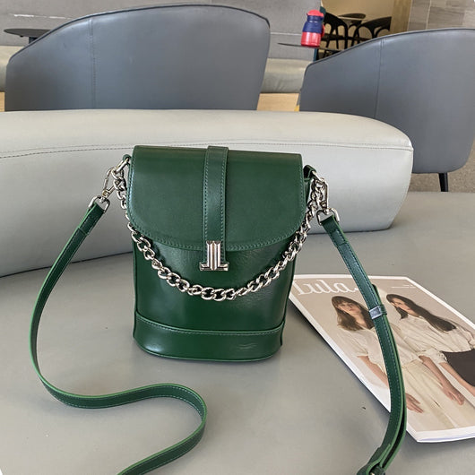 Bolso de Cuero Genuino con Cadena - Bandolera de Piel Auténtica - Image 22