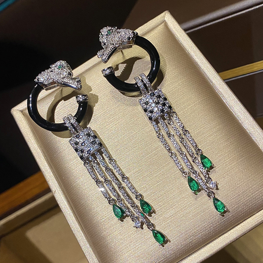 Aretes Leopardo Negro con Diamante Verde y Borla - Image 6