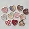Botón Decorativo de Corazón a Cuadros
