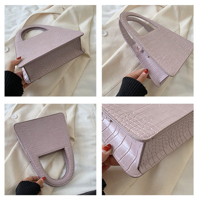 Bolso Bandolera con Cadena - Image 15