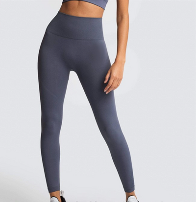 Conjunto Deportivo Sin Costuras de Alta Elasticidad para Yoga y Gimnasio - Image 30