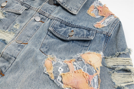 Chaqueta Denim con Costuras de Encaje y Detalles Rotos - Image 17