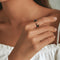 Anillo de Gato Negro con Baño de Electroplata en Plata Esterlina