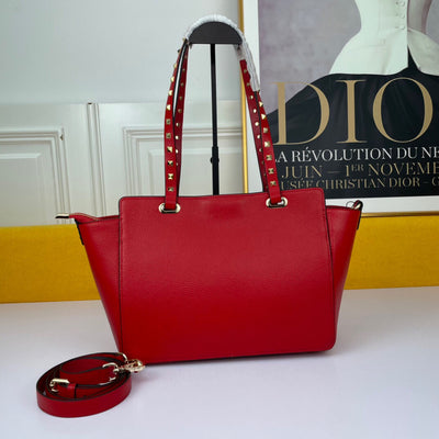 Bolsa de Compras Cuero Texturizado con Cierre Triangular y Remaches - Image 20