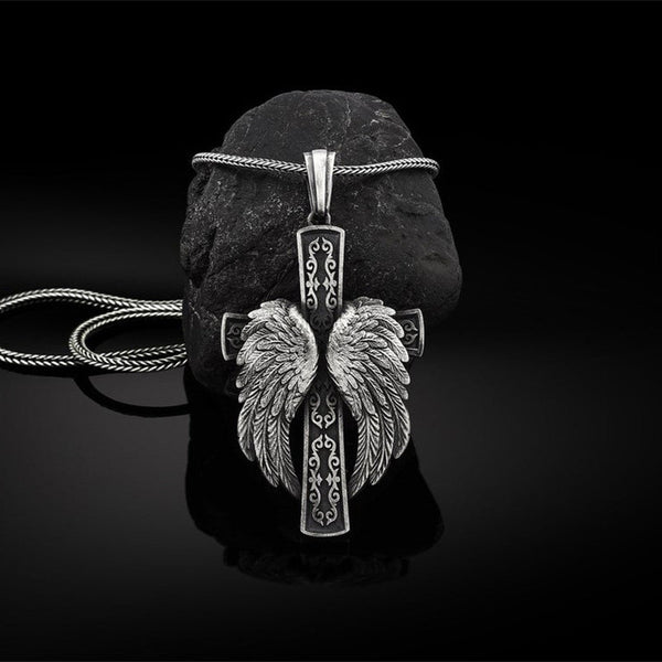 Collar Vintage para Hombre con Dije de Alas