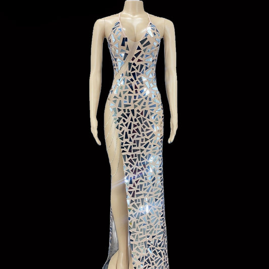 Vestido de Fiesta Elegante sin Mangas con Espalda Descubierta y Detalles Brillantes