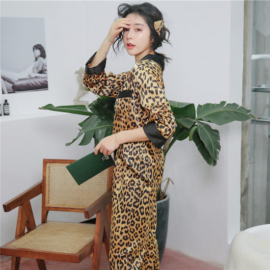 Pijama de Seda para Mujer con Solapa - Confort Premium para el Hogar - Image 9