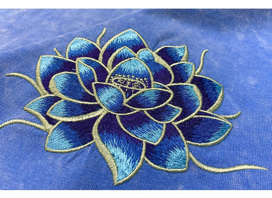 Camiseta Holgada con Bordado para Hombre - Image 10
