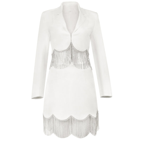 Traje Elegante Escote V con Falda Corta de Flecos Brillantes - Image 4