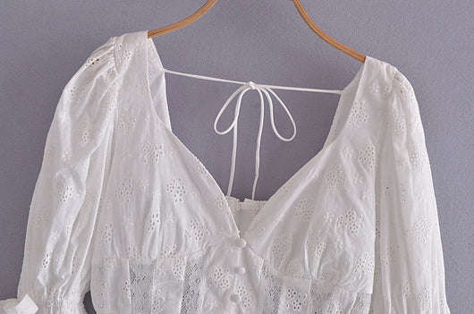 Blusa con Encaje Bordado, Moño y Mangas Abullonadas - Image 5
