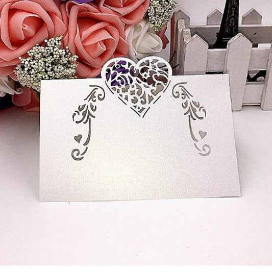 Tarjeta de Bienvenida Calada con Láser - Decoración Elegante para Eventos