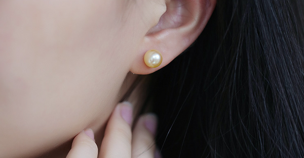 Aretes de Perla Redonda de Agua de Mar