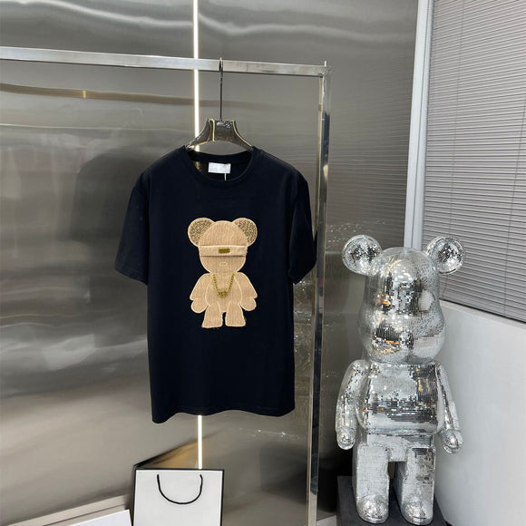 Playera de Algodón con Parche de Oso Bordado - Cuello Redondo Manga Corta