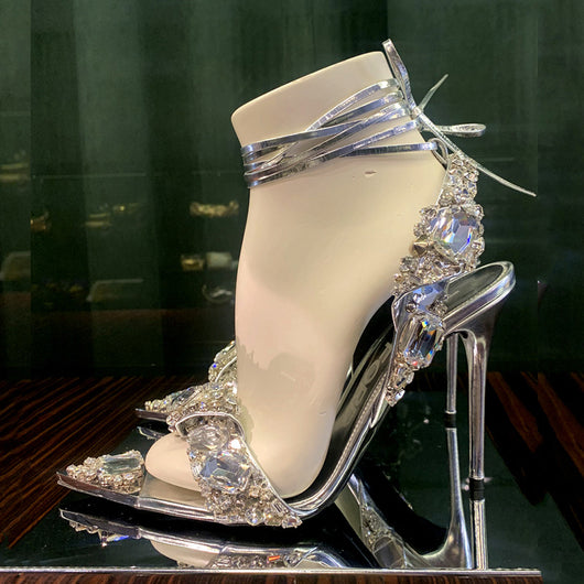 Zapatos de Tacón Alto Puntiagudo con Cristales para Eventos y Pasarela - Image 7
