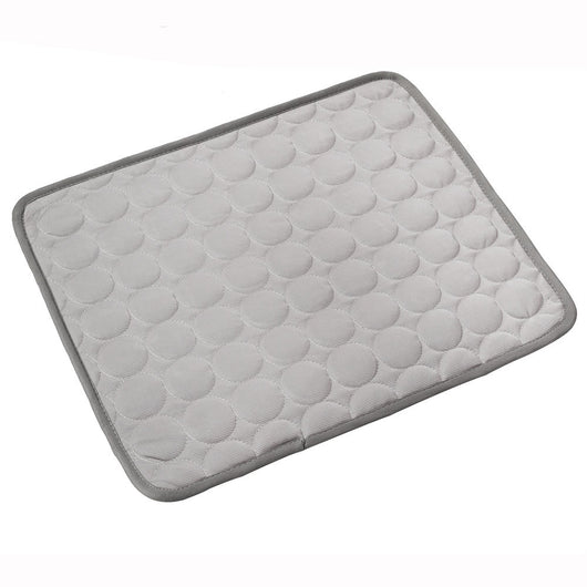 Cama Refrescante de Seda Helada para Perros y Gatos - Image 6
