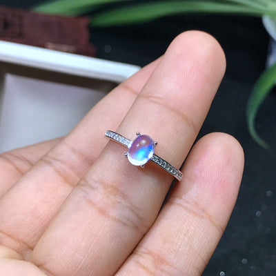 Anillo de Piedra Luna Azul Natural en Plata 925 - Diseño Minimalista - Image 10