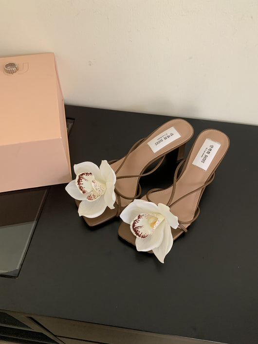 Sandalias Romanas de Flores Destacables Estilo Francés - Image 33