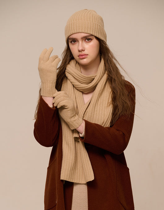 Conjunto de Abrigo Invernal: Gorro, Bufanda y Guantes en Lana para Mujer - Image 17