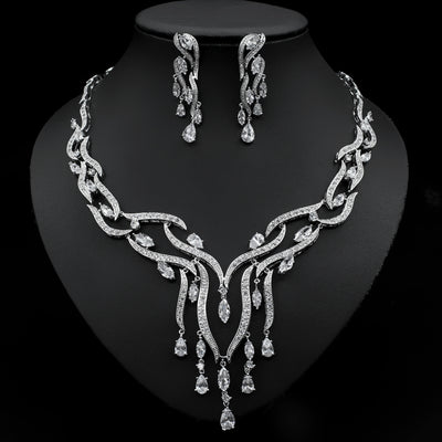 Conjunto de Joyería de Cristal y Zirconia con Colgante de Borla - Image 2