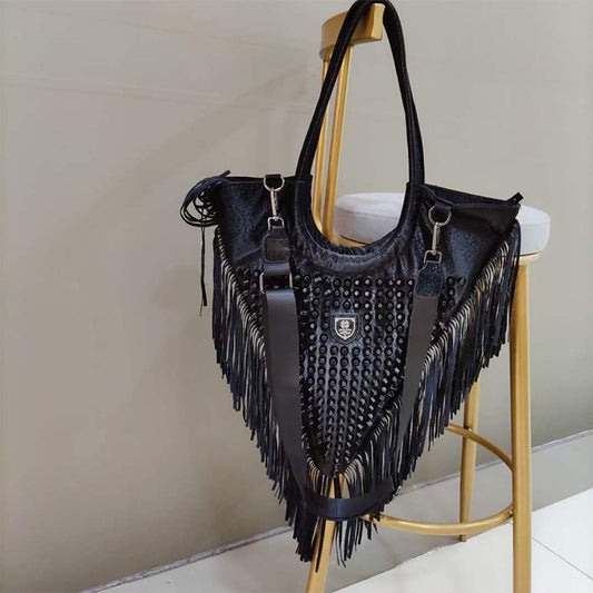 Bolsa Mensajera Triangular con Remaches y Flecos - Estilo Personalidad