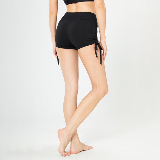Shorts Deportivos Ajustados con Encaje para Yoga y Fitness - Image 2
