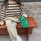 Conjunto Infantil: Suéter de Cuello Alto Rayado + Pantalón Tejido