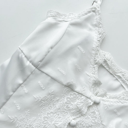 Blusa Slip Satinada Ajustada con Encaje Delicado - Image 12
