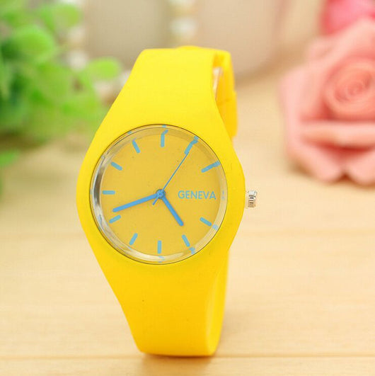 Reloj Minimalista Unisex Crema - Diseño Ultrafino y Elegante - Image 4